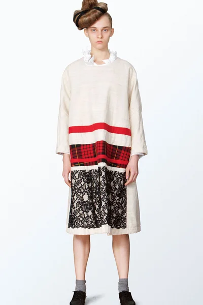 Look 11